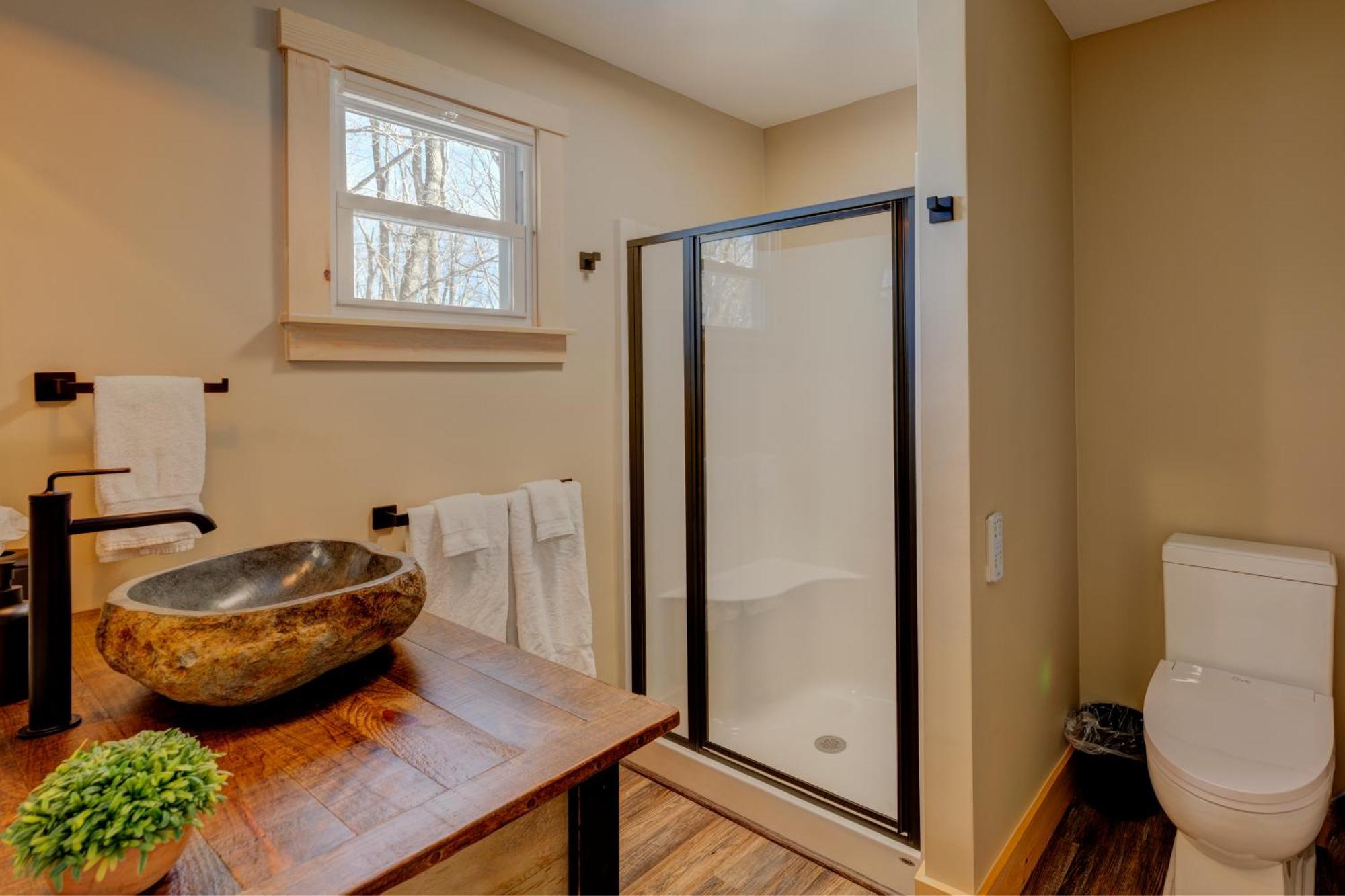The Lodge By Sunapee Stays 객실 사진